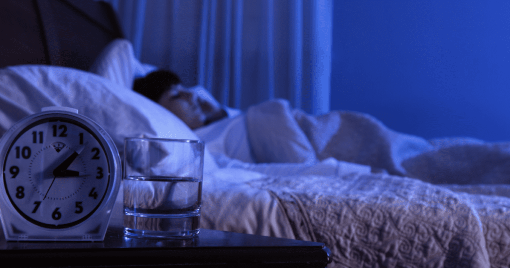 why-are-hot-flashes-worse-at-night-healthy-in-midlife